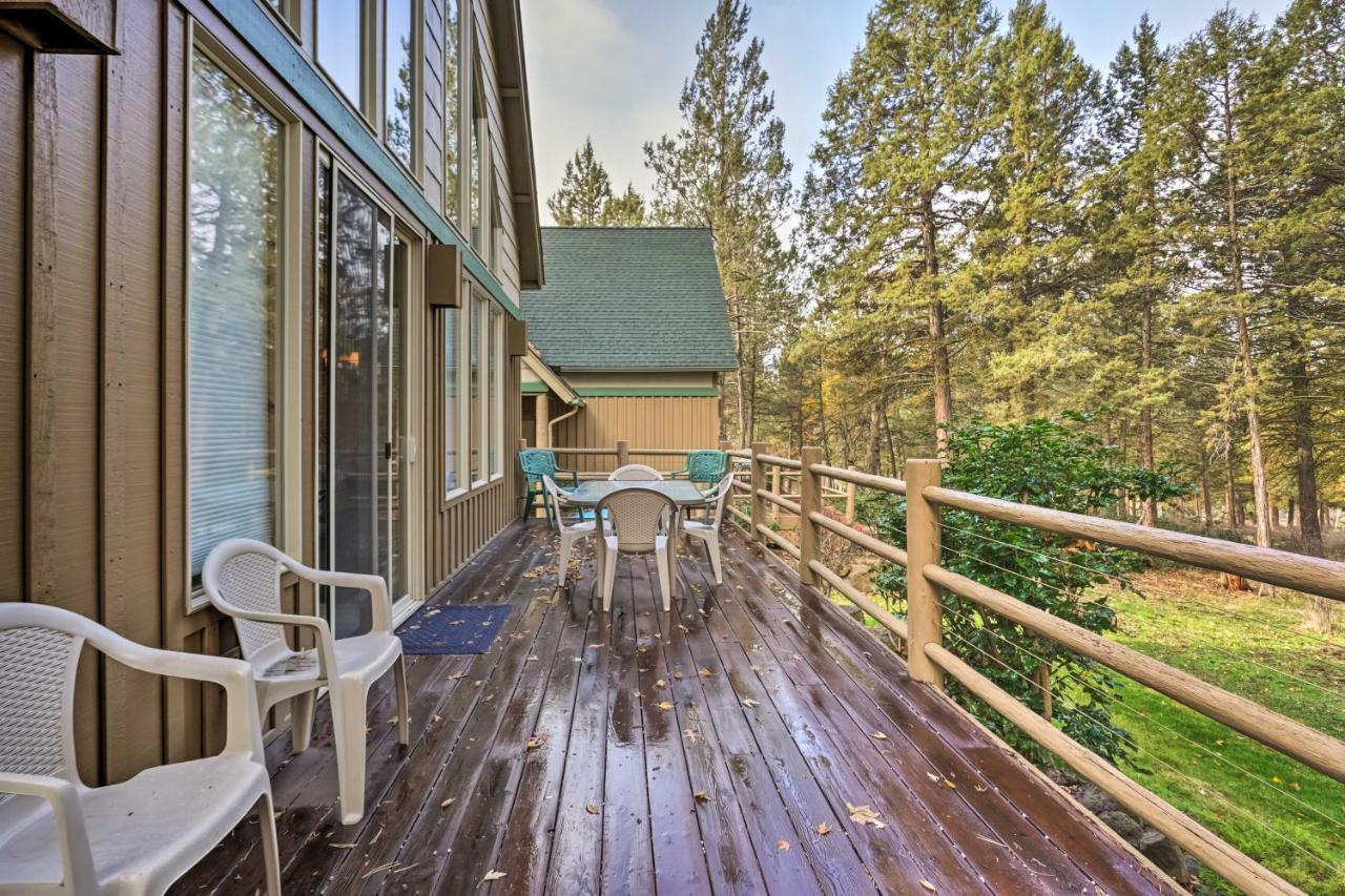 Chalet At Running Y Resort With Wraparound Deck! Klamath Falls Eksteriør bilde
